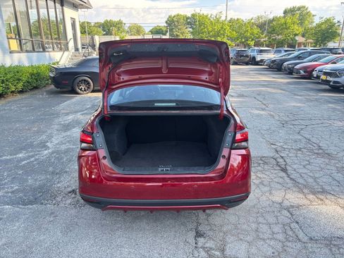 Used 2025 Nissan Versa SV FWD image 29