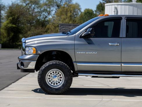 Used 2005 Dodge Ram 2500 Truck SLT w/ Trailer Tow Group AWD/4WD image 10