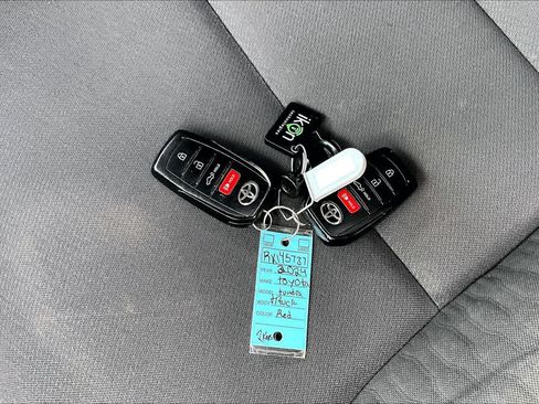 Used 2024 Toyota Tundra SR5 w/ SR5 Convenience Package AWD/4WD image 15