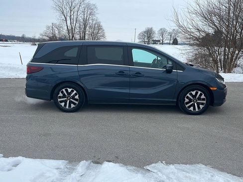 Used 2025 Honda Odyssey EX-L image 7