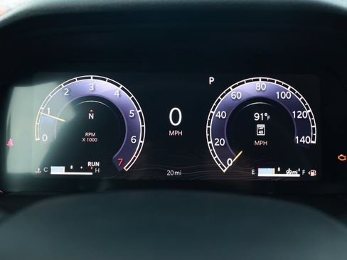 New 2026 Jeep Grand Cherokee L Limited RWD image 17