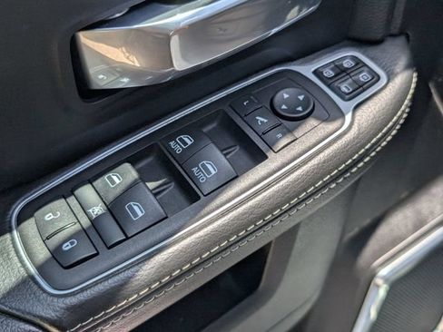 Used 2024 RAM 2500 Laramie w/ Safety Group AWD/4WD image 11