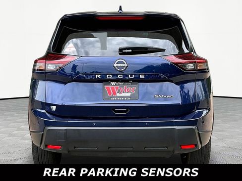 Used 2024 Nissan Rogue SV AWD/4WD image 5