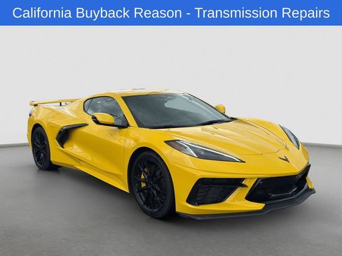 Used 2025 Chevrolet Corvette Stingray Preferred Cpe w/ Z51 Performance Package RWD image 8