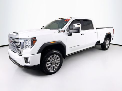 Used 2022 GMC Sierra 3500 Denali image 4