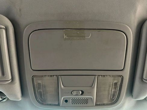 Used 2004 Honda Accord EX image 32