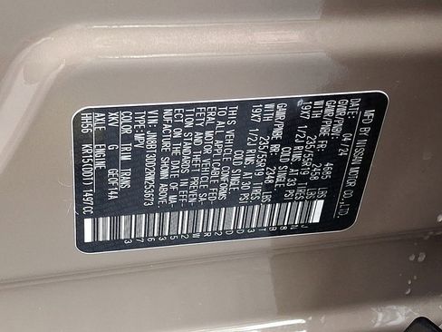 Used 2024 Nissan Rogue Platinum image 30