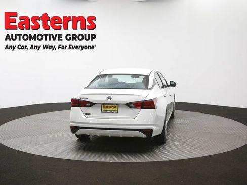 Used 2022 Nissan Altima 2.5 S FWD image 36