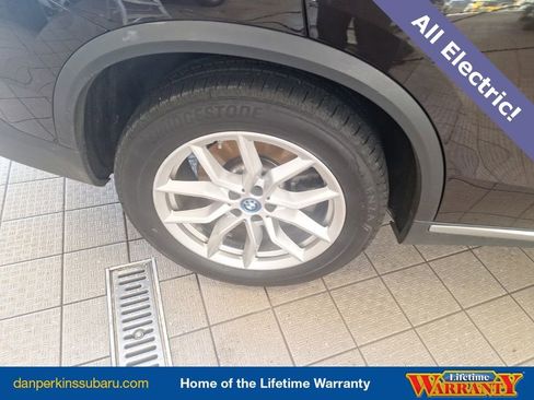 Used 2023 BMW X5 xDrive45e image 33