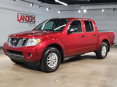Used 2021 Nissan Frontier SV AWD/4WD image 3