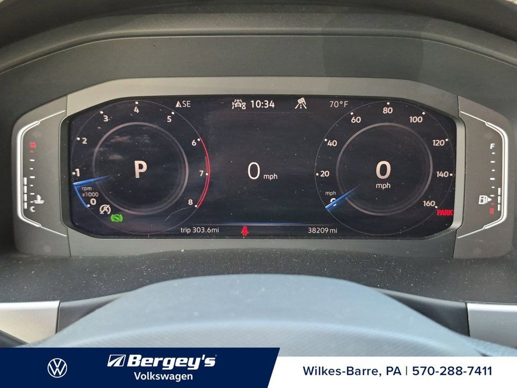 Used 2023 Volkswagen Atlas Cross Sport SE w/ Black Wheel Package AWD/4WD image 17