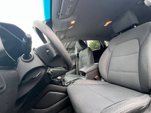 Used 2019 Hyundai Tucson Value AWD/4WD image 18
