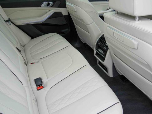 Certified 2024 BMW X5 M60i w/ Executive Package image 34