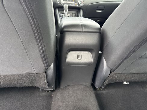 Used 2024 Nissan Sentra SV image 16