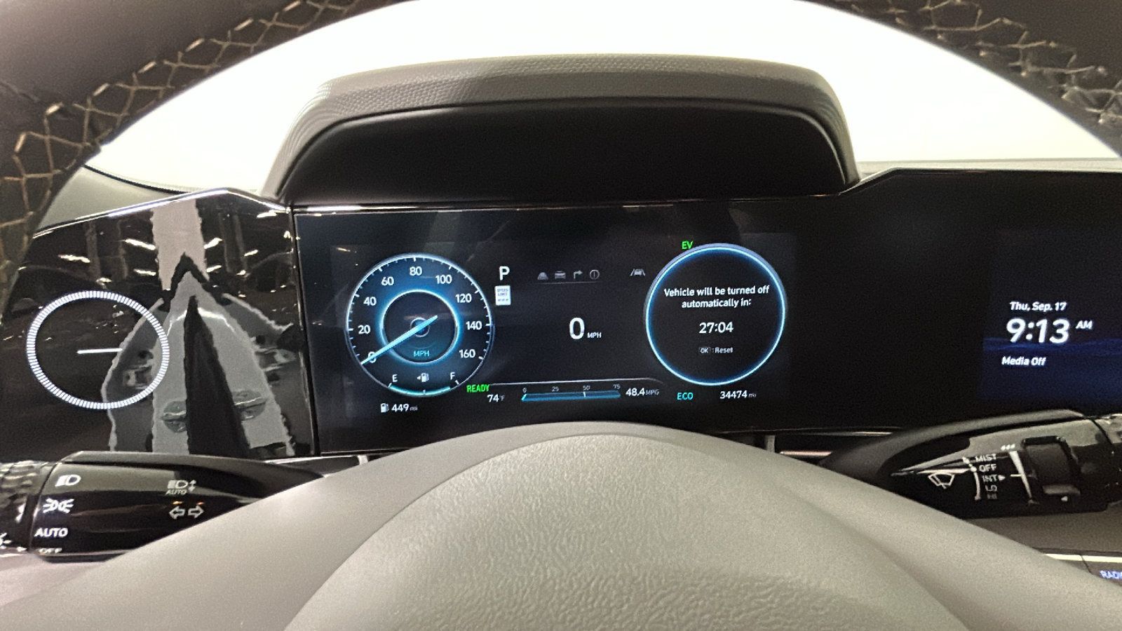 Used 2025 Hyundai Elantra SEL FWD image 21