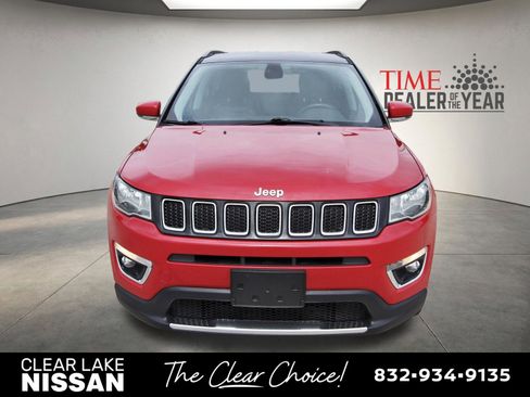 Used 2018 Jeep Compass Limited w/ Safe & Security Group FWD image 2