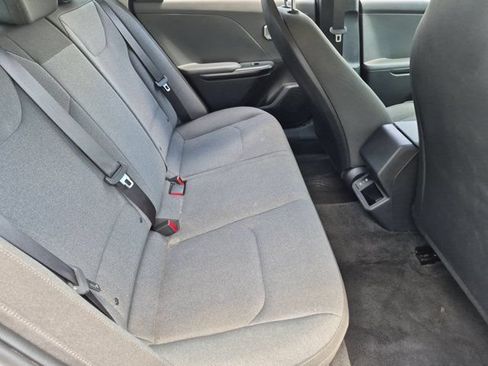 Used 2025 Kia K4 LXS FWD image 29