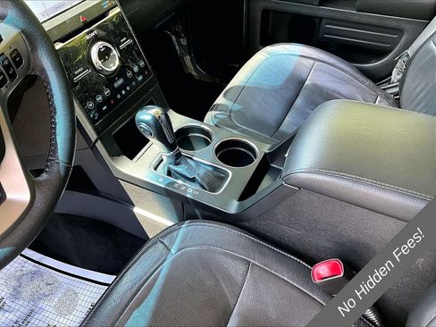 Used 2019 Ford Flex Limited AWD/4WD image 12