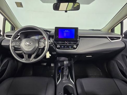 Used 2024 Toyota Corolla LE image 25