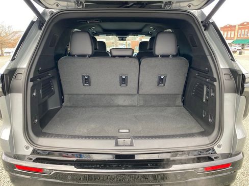 New 2026 Chevrolet Traverse High Country image 19