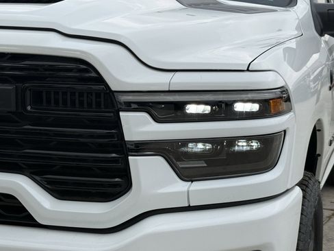 New 2026 RAM 2500 Laramie AWD/4WD image 8