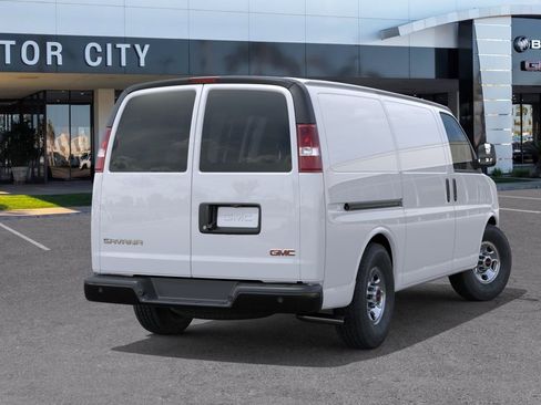 New 2026 GMC Savana 2500 RWD image 4