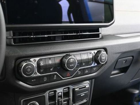 New 2026 Jeep Wrangler Unlimited Sport image 19