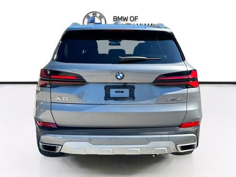 Certified 2024 BMW X5 sDrive40i w/ Parking Assistance Package image 6