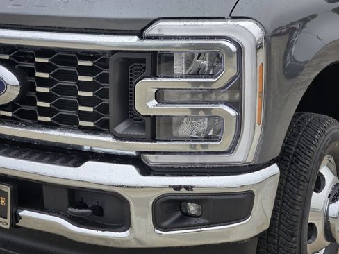 New 2026 Ford F350 Lariat w/ FX4 Off-Road Package AWD/4WD image 10