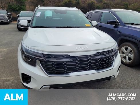 Used 2025 Kia Seltos EX w/ EX Sunroof Package image 22