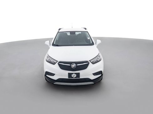 Used 2018 Buick Encore Preferred FWD image 2