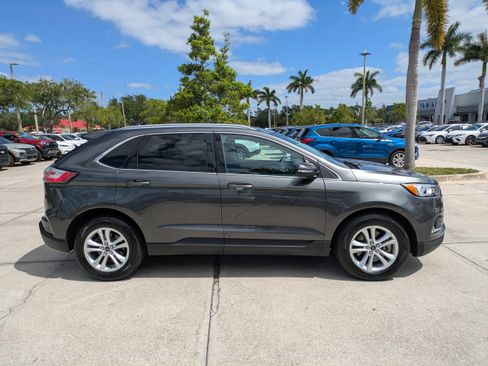 Certified 2020 Ford Edge SEL w/ Convenience Package AWD/4WD image 3