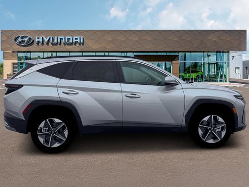 New 2026 Hyundai Tucson SEL image 9
