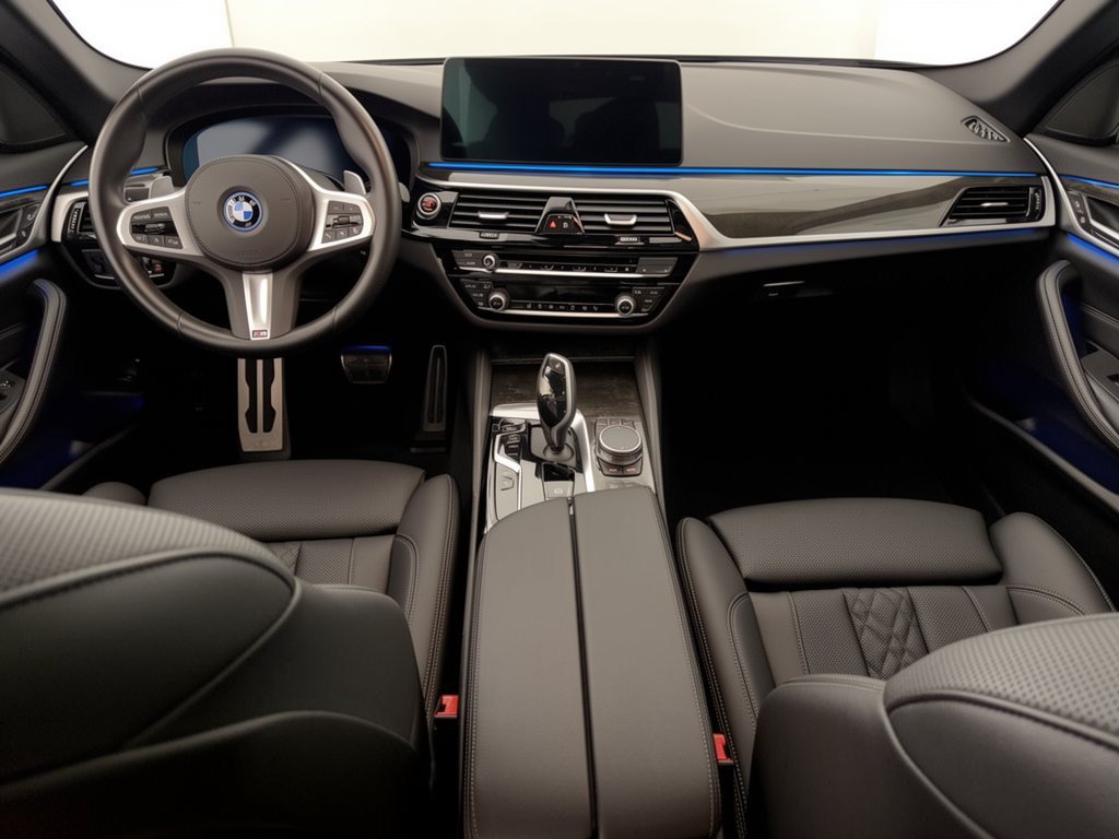 Used 2023 BMW 530e w/ M Sport Package RWD image 17