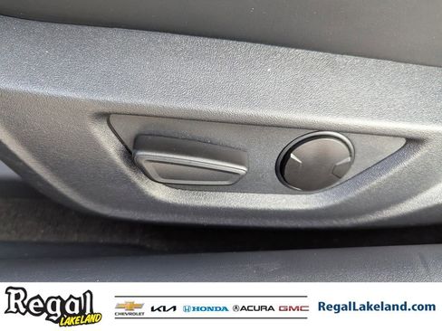 Used 2024 Ford Mustang GT Premium image 15