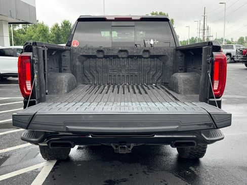 Used 2022 GMC Sierra 1500 AT4 w/ AT4 Premium Package AWD/4WD image 7