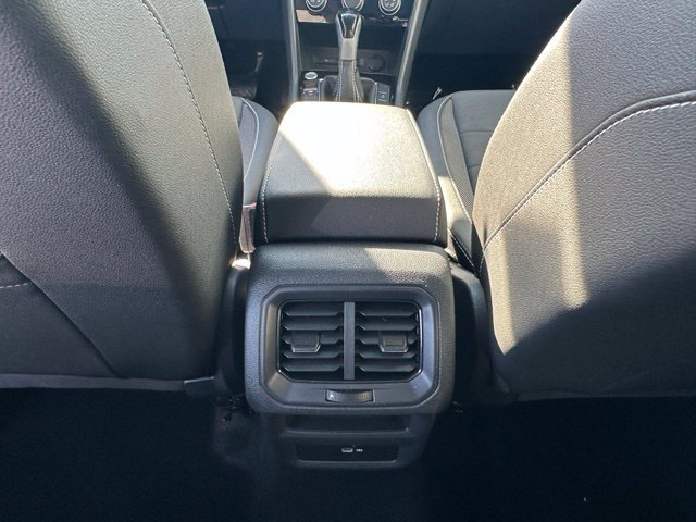 Used 2023 Volkswagen Taos SE w/ Panoramic Sunroof Package AWD/4WD image 30