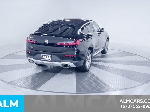 Used 2025 BMW X4 xDrive30i AWD/4WD image 9