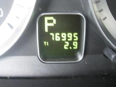 Used 2011 Volvo C70 T5 image 24