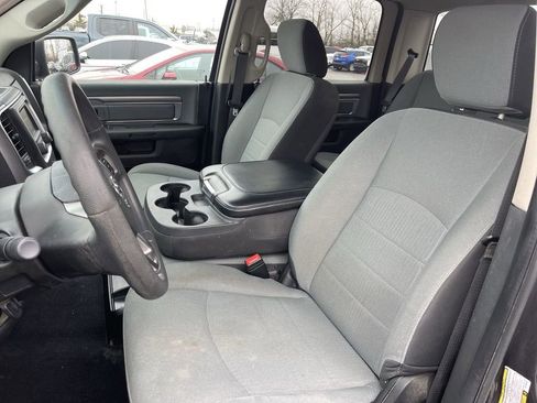 Used 2022 RAM 1500 Classic SLT image 8