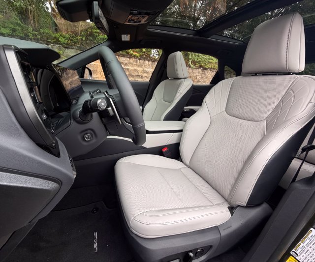 New 2026 Lexus RX 350 w/ Convenience Package AWD/4WD image 18