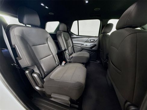 Used 2023 Chevrolet Traverse LT image 26