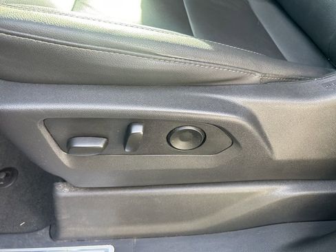 Used 2025 Chevrolet Silverado 1500 RST w/ Convenience Package II image 9