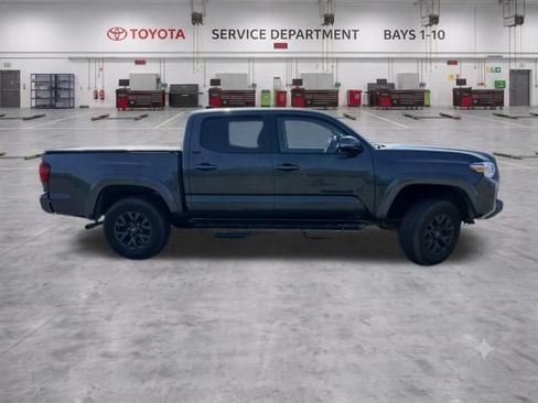 Used 2023 Toyota Tacoma SR5 w/ Technology Package AWD/4WD image 3