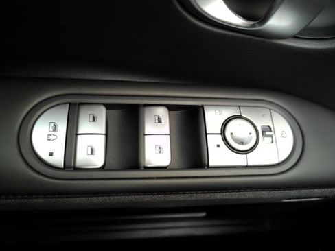 Used 2024 Hyundai Ioniq 5 Limited image 39