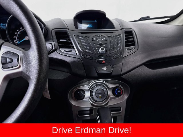 Used 2017 Ford Fiesta SE FWD image 19