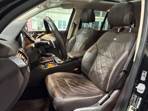 Used 2018 Mercedes-Benz GLS 550 4MATIC image 47