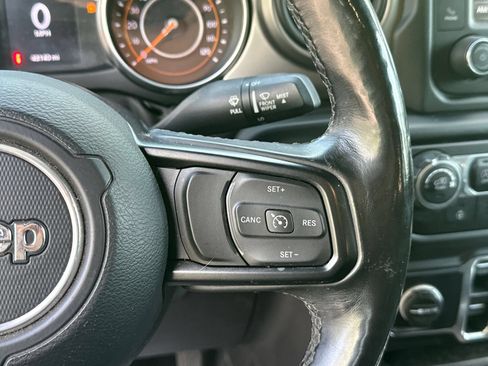 Used 2019 Jeep Wrangler Unlimited Sport S AWD/4WD image 28
