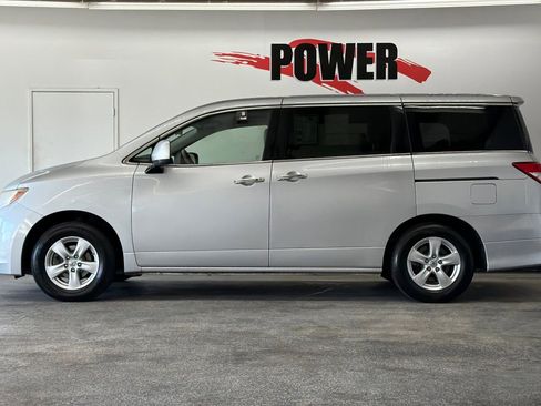 Used 2015 Nissan Quest SV image 6