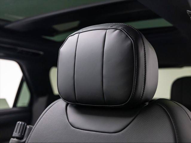 New 2027 Land Rover Range Rover Sport SE AWD/4WD image 16